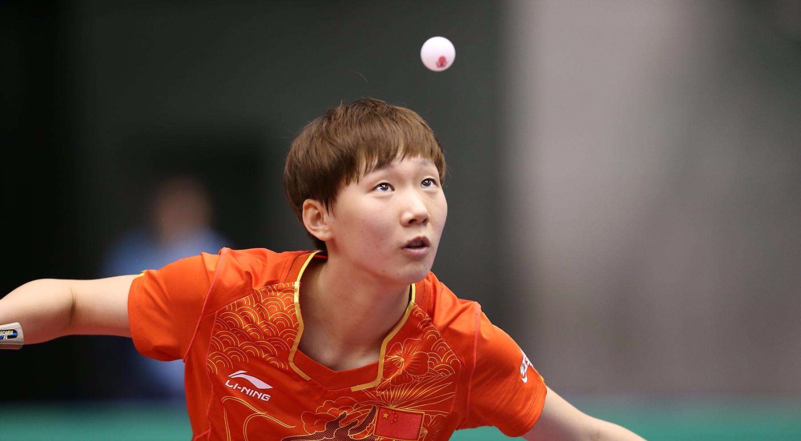 都显然走在 都显然走在