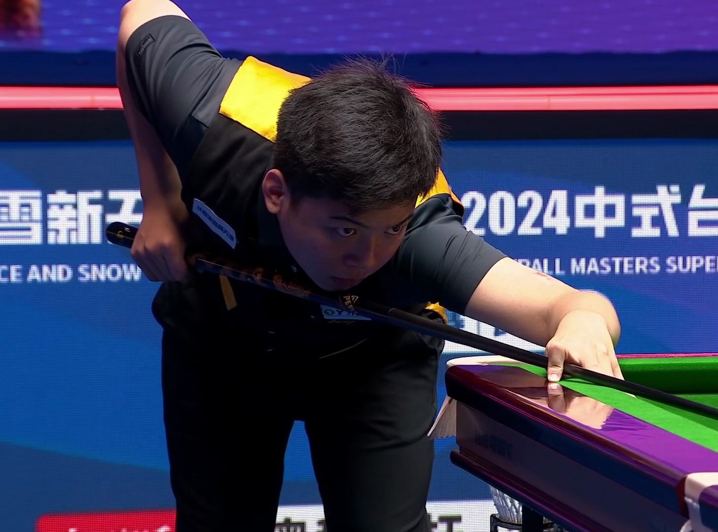 扭转比赛的 扭转比赛的